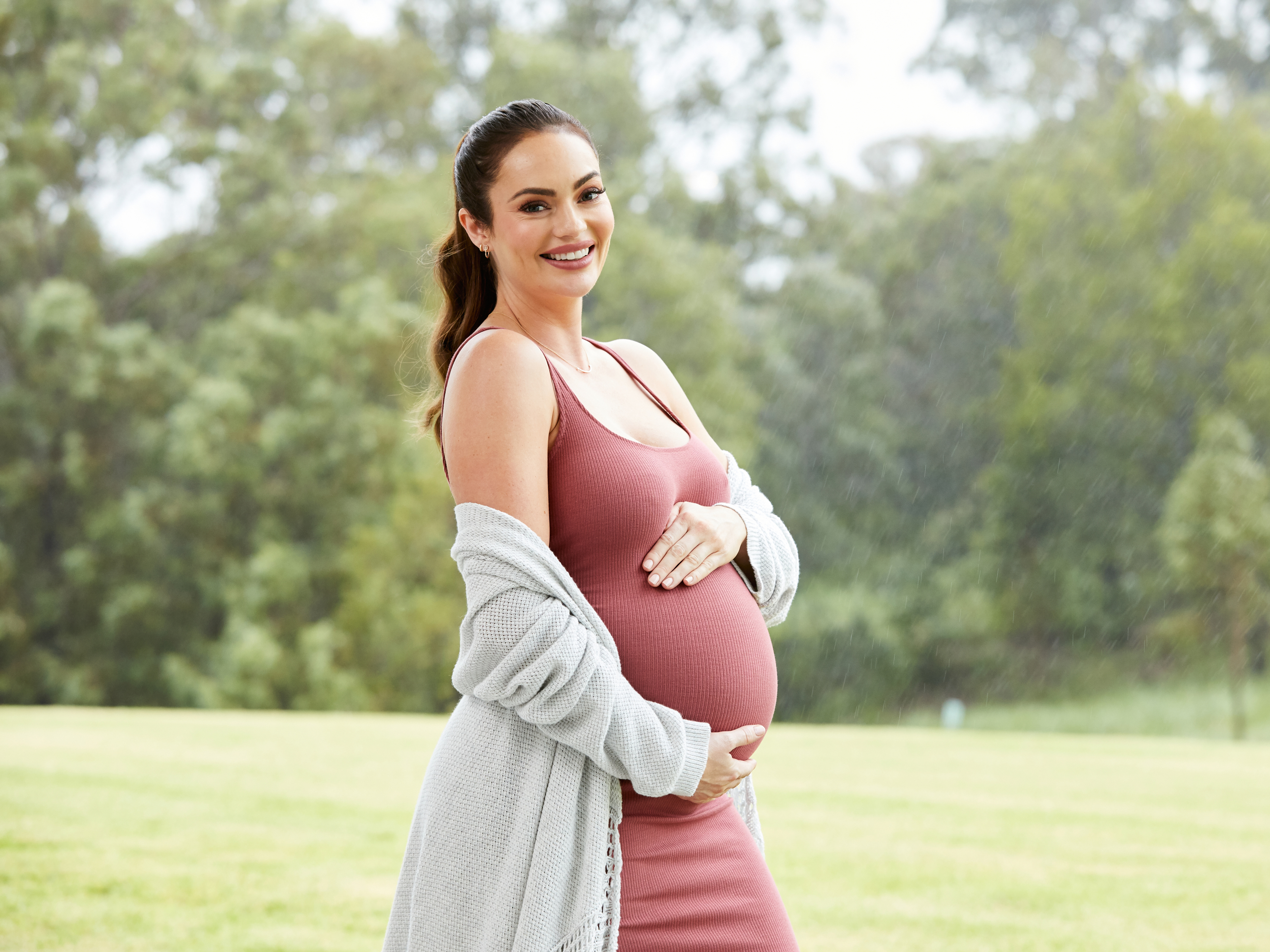 How to Love Your Changing Body During Pregnancy - WOMB REVOLUTION